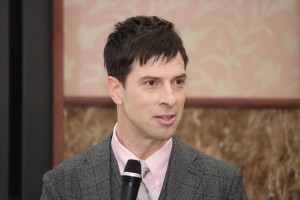 映画『フロントランナー』日本記者クラブ記者会見に登壇したパトリック・ハーラン