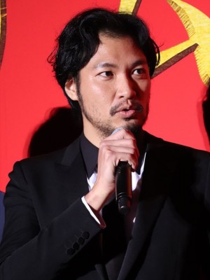 映画『サムライマラソン』完成披露レッドカーペットイベントに登場した青木崇高