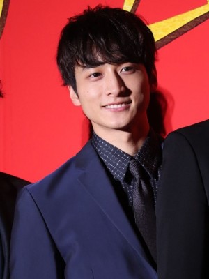 映画『サムライマラソン』完成披露レッドカーペットイベントに登場した小関裕太