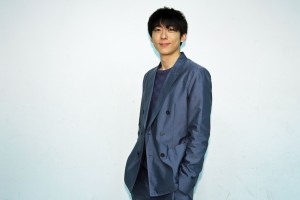 ドラマ『みかづき』高橋一生インタビューカット