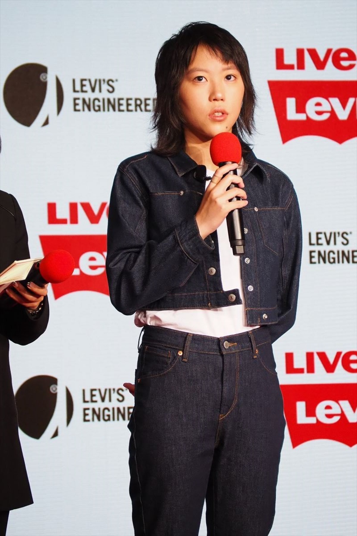 木村拓哉、フェイウォン娘とCM共演　踊り合う撮影は「すごく楽しかった」