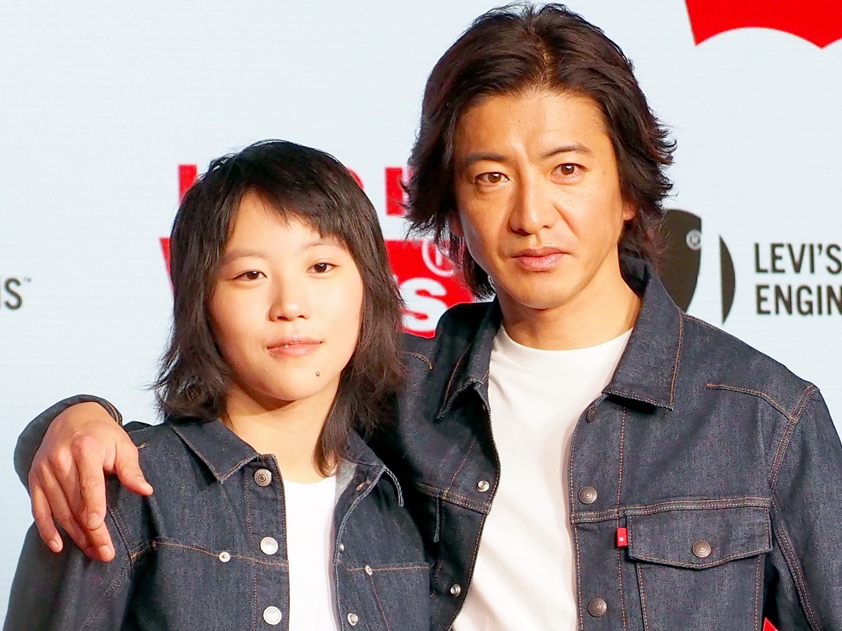 (左から)「LEVI’S ENGINEERED JEANS」新CM発表会に登場したリア・ドウ、木村拓哉
