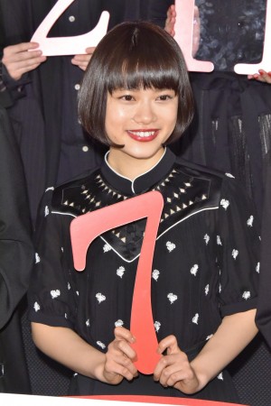 『十二人の死にたい子どもたち』公開記念舞台挨拶に出席した杉咲花