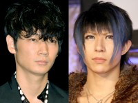 嵐ファンを公言する（左から）綾野剛とゴールデンボンバー歌広場淳