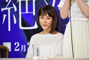 オトナの土ドラ『絶対正義』制作発表会見に登場した山口紗弥加