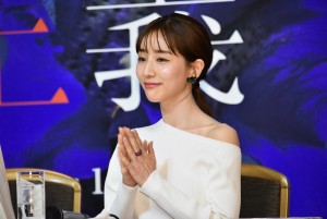 オトナの土ドラ『絶対正義』制作発表会見に登場した田中みな実