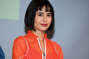 「RUMOR ME」ローンチパーティに登場した大屋夏南