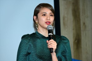 「RUMOR ME」ローンチパーティに登場した佐藤晴美