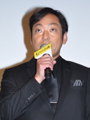 映画『七つの会議』公開初日舞台挨拶に登壇した香川照之