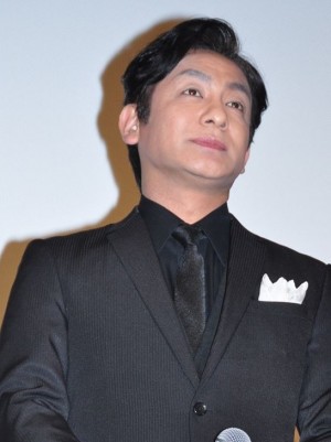 映画『七つの会議』公開初日舞台挨拶に登壇した片岡愛之助