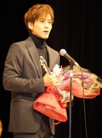 第40回ヨコハマ映画祭表彰式、助演男優賞を受賞した松坂桃李
