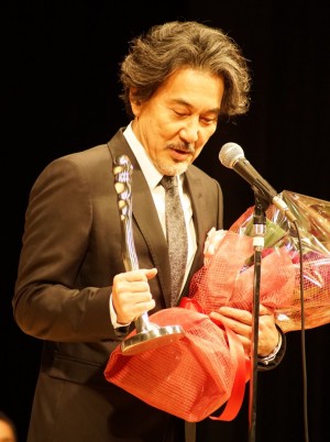 第40回ヨコハマ映画祭表彰式、主演男優賞を受賞した役所広司