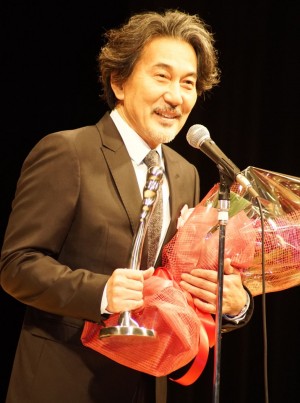 第40回ヨコハマ映画祭表彰式、主演男優賞を受賞した役所広司