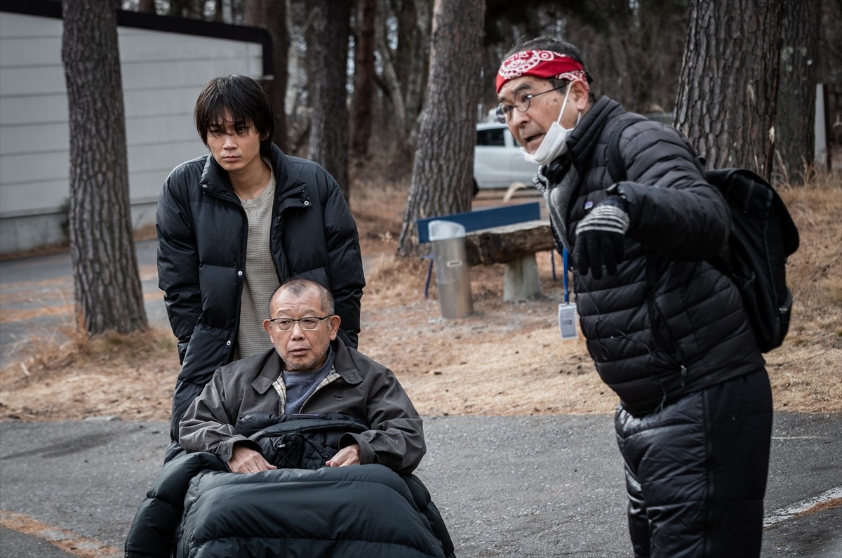 笑福亭鶴瓶、10年ぶり主演作『閉鎖病棟（仮）』で綾野剛＆小松菜奈と共演