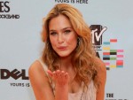レオナルド・ディカプリオの元恋人バー・ラファエリ