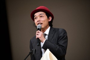 「第61回ブルーリボン賞」授賞式、『カメラを止めるな！』で作品賞を受賞した上田慎一郎