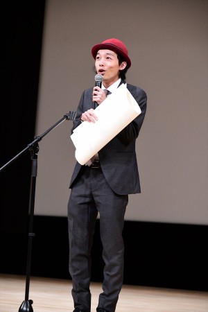 「第61回ブルーリボン賞」授賞式、『カメラを止めるな！』で作品賞を受賞した上田慎一郎