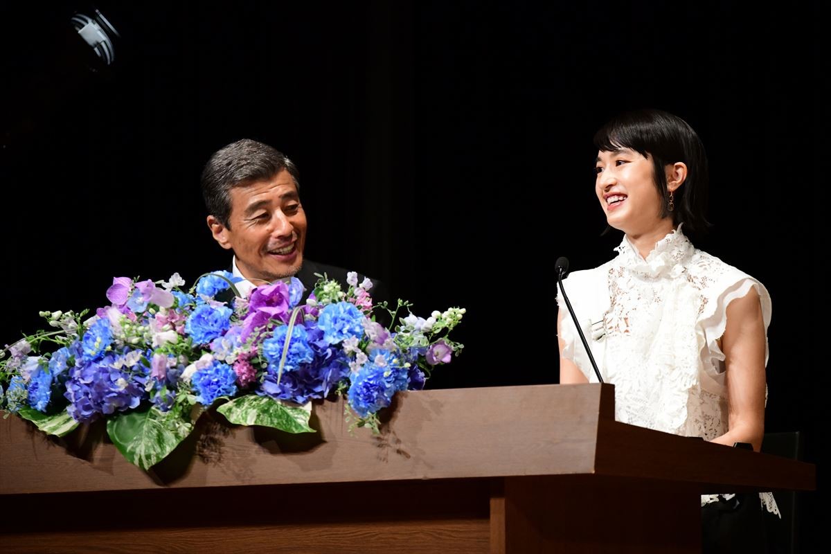 松坂桃李、ある記者との秘話を明かす【第61回ブルーリボン賞授賞式】
