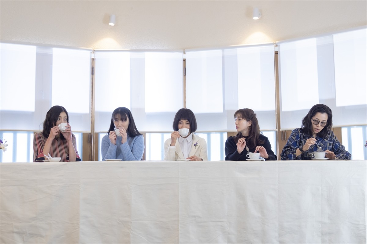 今夜『絶対正義』、山口紗弥加は美村里江らの生活にじわじわ入り込み…