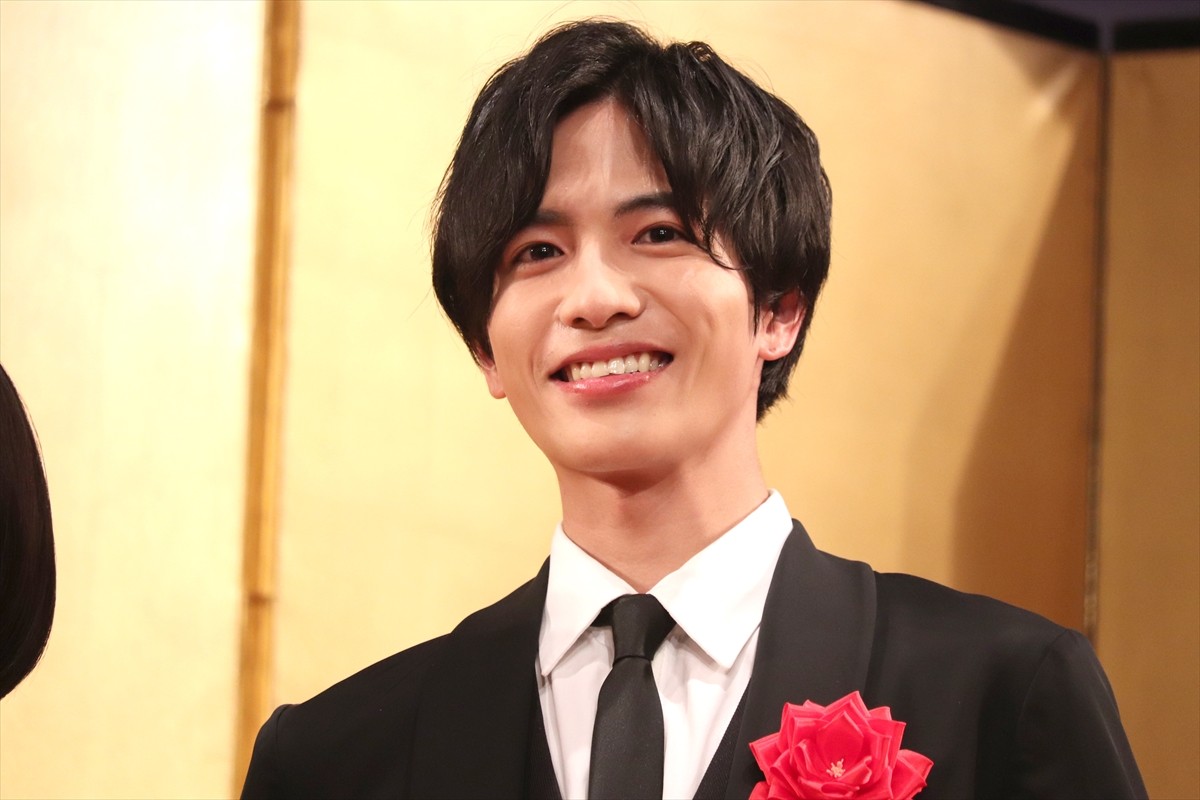 志尊淳＆井川遥、『半分、青い。』“ボクテ＆ひしもっちゃん”写真にファン歓喜