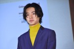 山崎賢人、映画『二ノ国』製作発表及び主演発表会見に出席