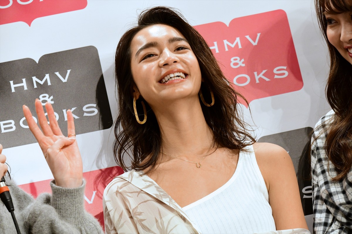 “可愛いすぎる音大生”みうらうみ、3月卒業で「今年は演技を頑張りたい」
