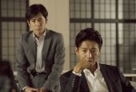 エリート検事・最上毅を演じる木村拓哉と、若手検事・沖野啓一郎を演じる二宮和也