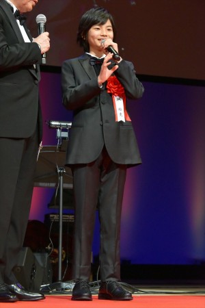 第73回毎日映画コンクール表彰式に出席した城桧吏（安藤サクラの代理）