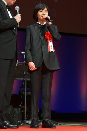 第73回毎日映画コンクール表彰式に出席した城桧吏（安藤サクラの代理）