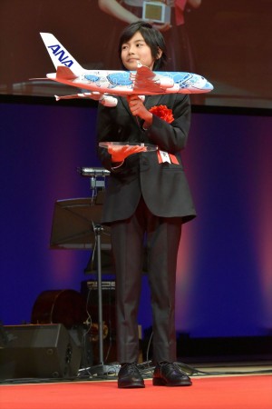 第73回毎日映画コンクール表彰式に出席した城桧吏（安藤サクラの代理）