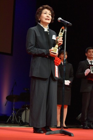 第73回毎日映画コンクール表彰式に出席した白川和子