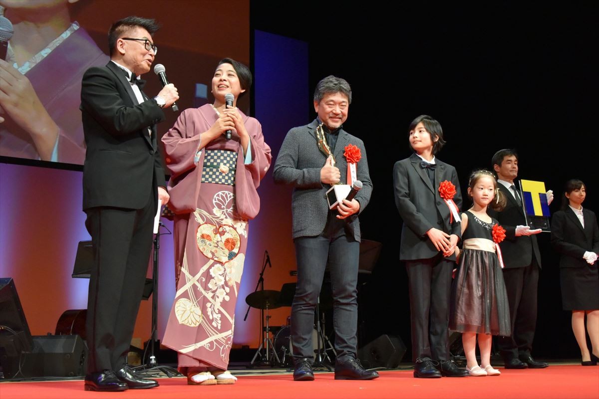是枝裕和監督、米アカデミー賞より「東スポ映画大賞行きたい（笑）」
