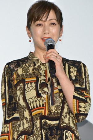 『フォルトゥナの瞳』初日舞台挨拶に登壇した斉藤由貴