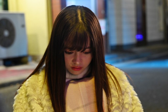 橋本環奈の キャバ嬢 姿に反響 一晩でno 1 1ページの恋 初回 19年2月19日 写真 クランクイン