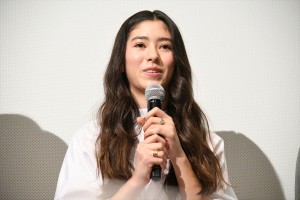 映画『まく子』完成披露上映会舞台挨拶に登壇した新音