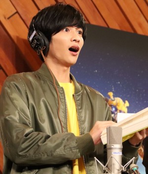 映画『バンブルビー』日本語吹替版キャスト公開アフレコ会見イベントに登場した志尊淳