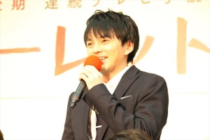 2019年度後期 連続テレビ小説『スカーレット』主な出演者発表会見に登場した林遣都