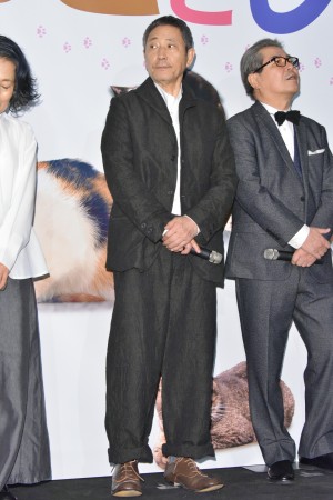 映画『ねことじいちゃん』初日舞台挨拶に登場した小林薫