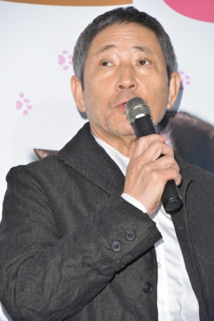 映画『ねことじいちゃん』初日舞台挨拶に登場した小林薫