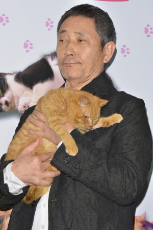 映画『ねことじいちゃん』初日舞台挨拶に登場した小林薫