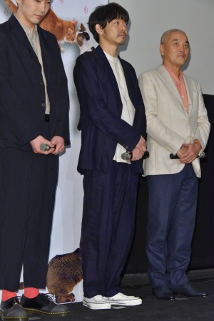 映画『ねことじいちゃん』初日舞台挨拶に登場した山中崇