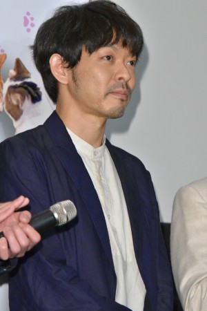 映画『ねことじいちゃん』初日舞台挨拶に登場した山中崇
