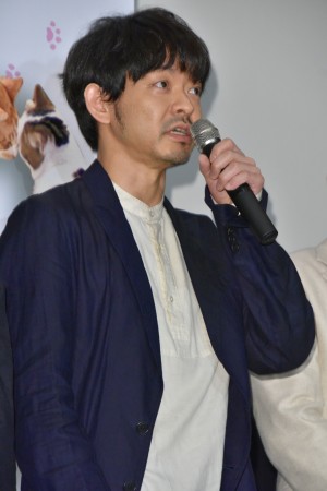 映画『ねことじいちゃん』初日舞台挨拶に登場した山中崇