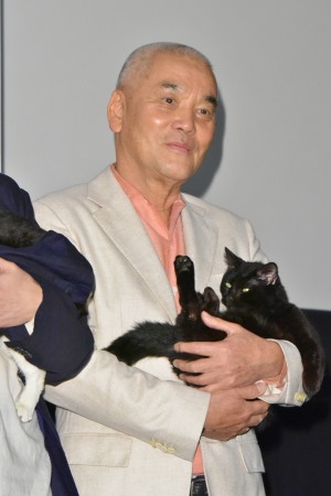 映画『ねことじいちゃん』初日舞台挨拶に登場した岩合光昭監督