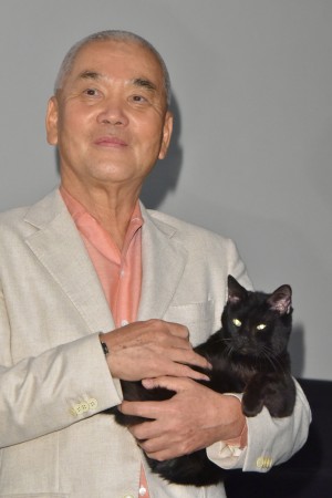 映画『ねことじいちゃん』初日舞台挨拶に登場した岩合光昭監督