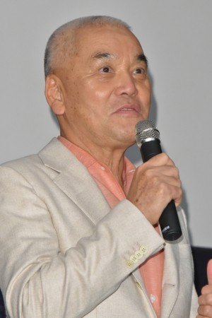 映画『ねことじいちゃん』初日舞台挨拶に登場した岩合光昭監督