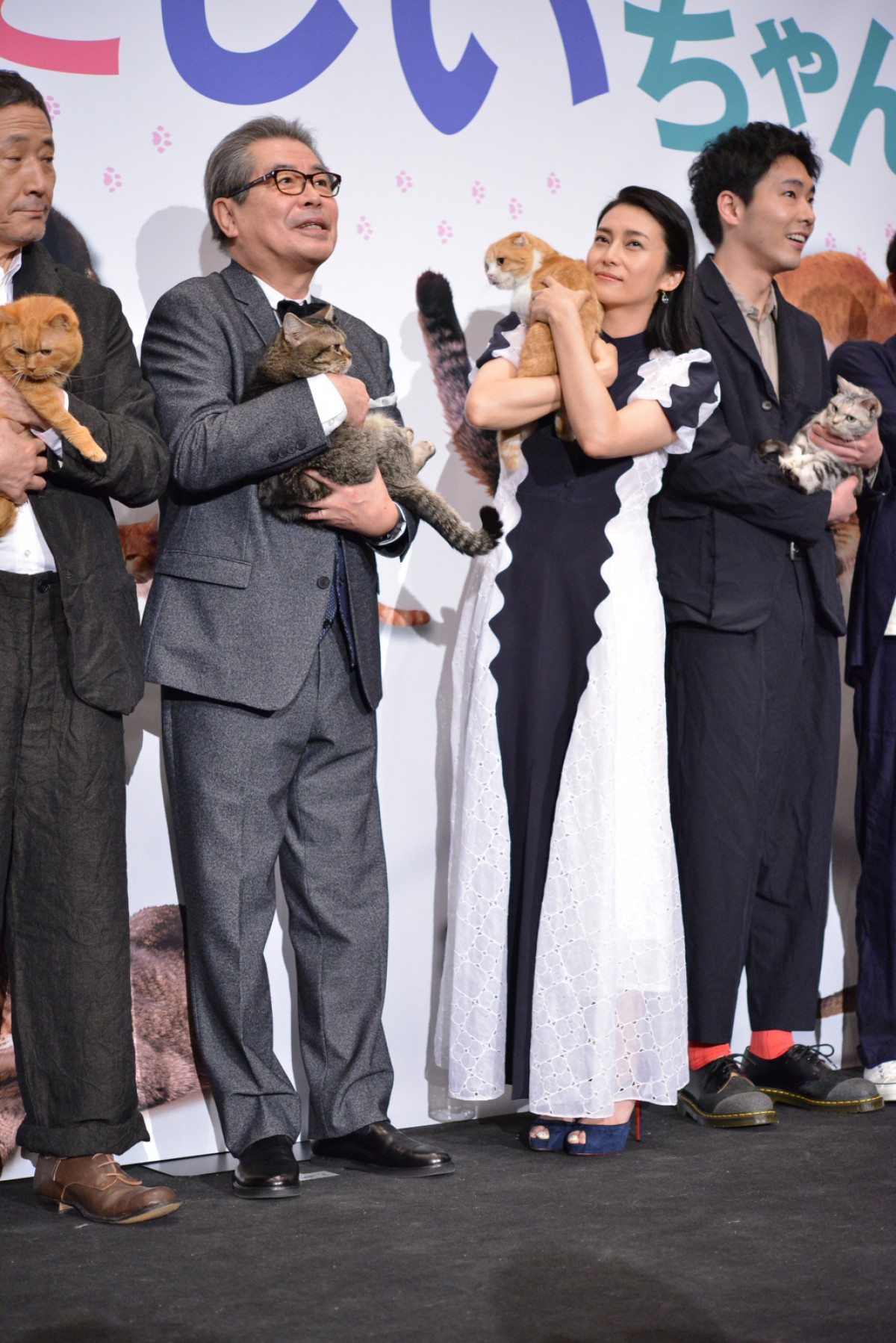 柴咲コウ、猫との生活は「苦労でもあり幸せ」 あふれる猫愛を明かす
