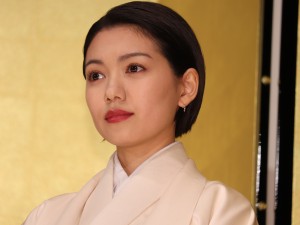 二階堂ふみ、映画『翔んで埼玉』初日舞台挨拶に登壇
