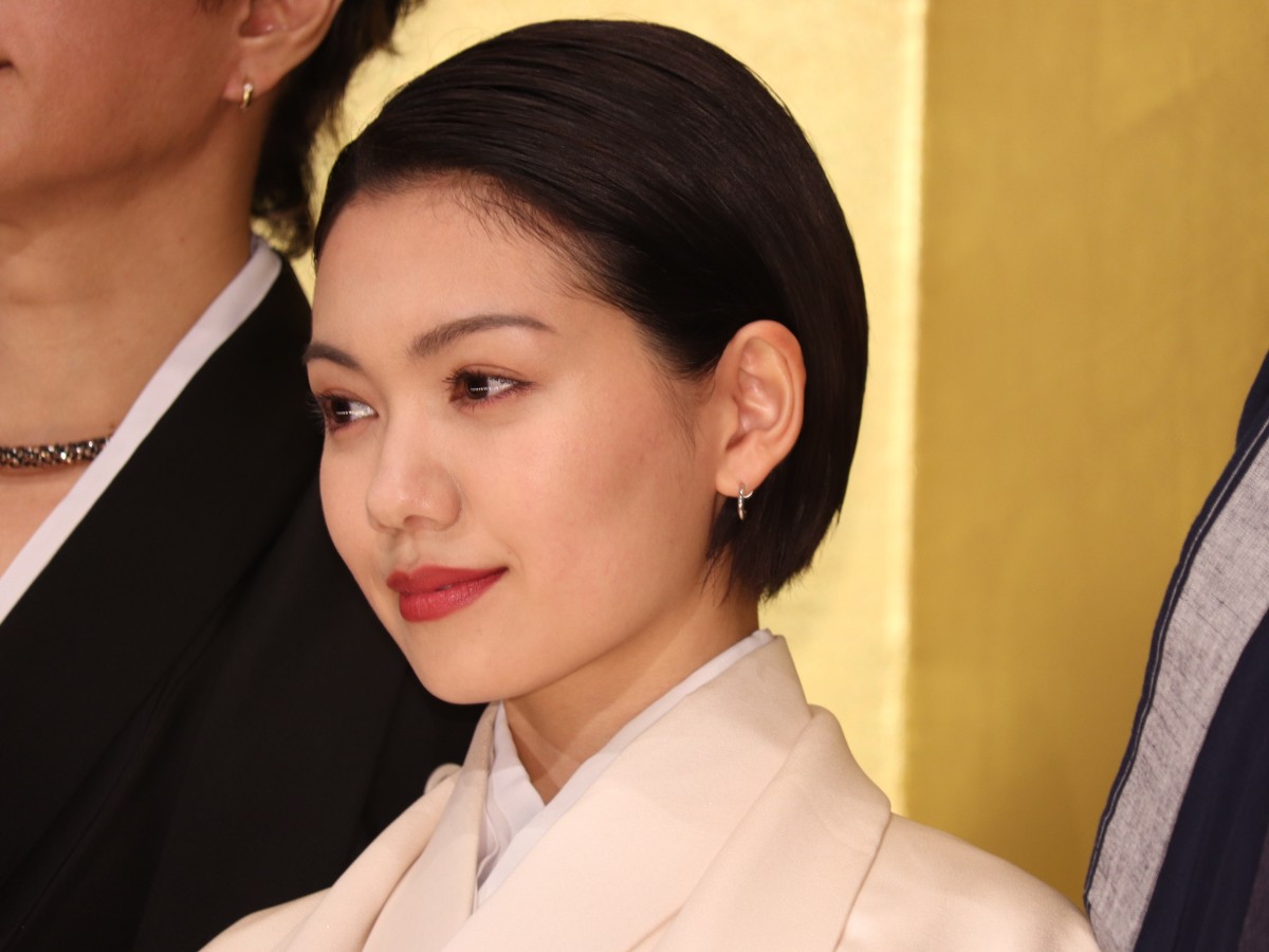 二階堂ふみ、GACKTと伊勢谷友介のキスに驚き「ここまで本格的とは…」