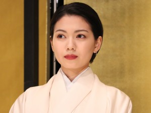 二階堂ふみ、映画『翔んで埼玉』初日舞台挨拶に登壇